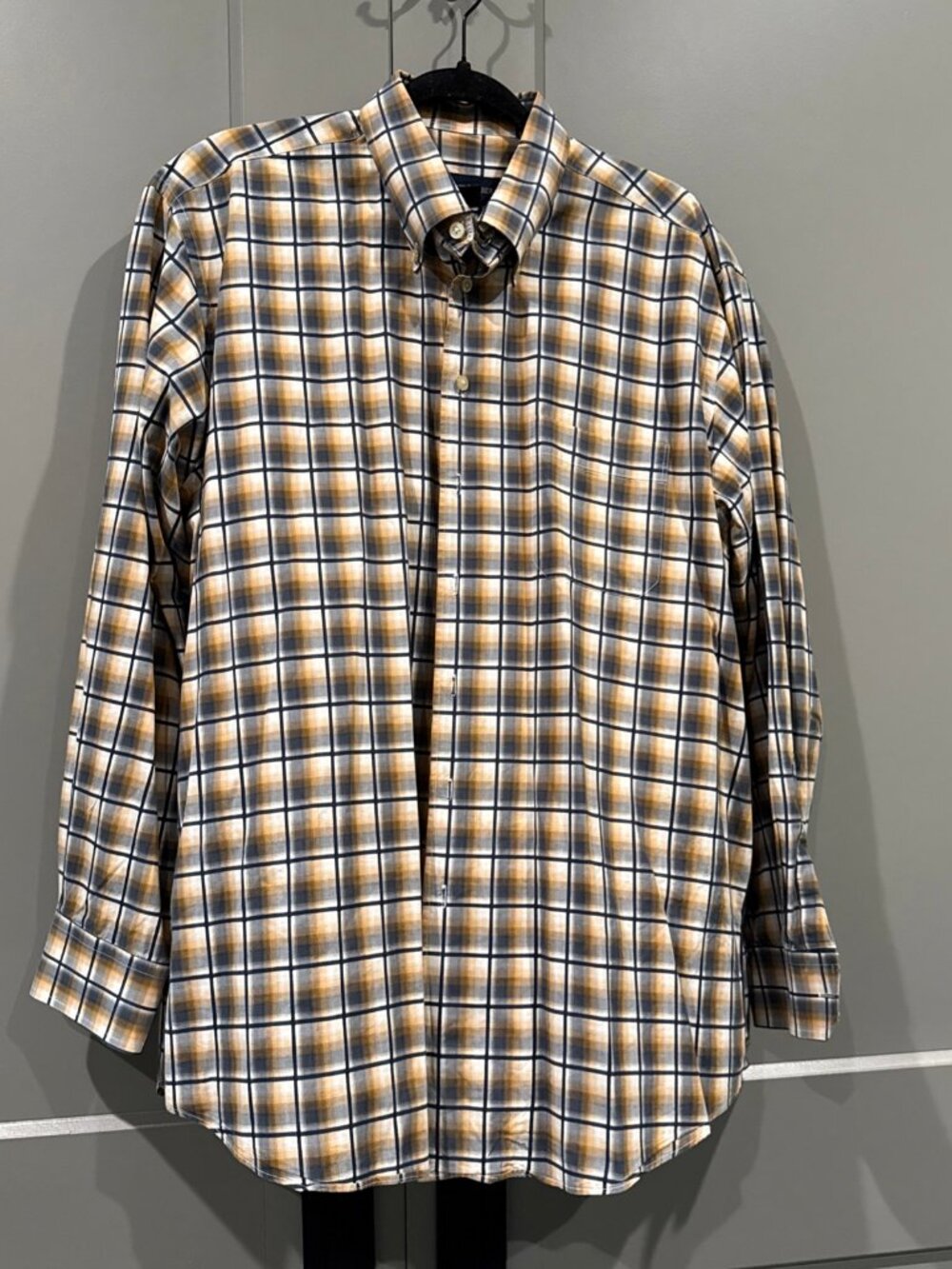 Scott Barber Shirt Mens XLarge BrownGray Plaid 100% Cotton Button Up Long Sleeve